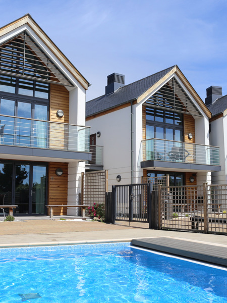 Poolside Deluxe Apartment